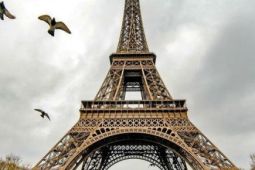 Tháp Eiffel sẽ có 'áo mới' nhân dịp Olympic Paris 2024