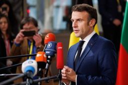 Tổng thống Pháp tái khẳng định quyết tâm đưa quân tới chiến sự ở Ukraine